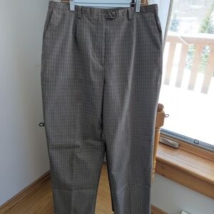 🌼 Vintage Checkered Dress Pants